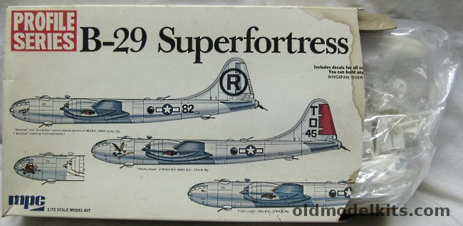 MPC 1/72 B-29 Superfortress Profile Series -  Enola Gay / Bockscar / 'Honshu Hawk' 875th BG 73 BW / Flight Leader 19th BG 314 BW, 2-3001 plastic model kit